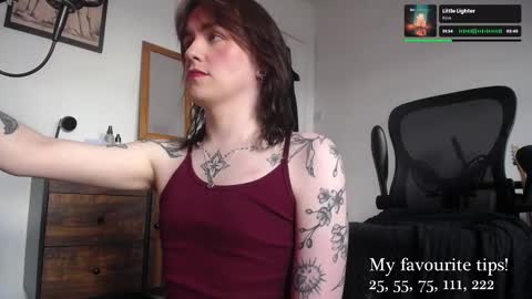 leah_lust_ online show from September 12, 3:34 pm