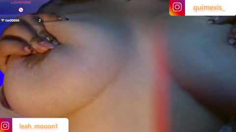 Snapshot of leah_moon11 chatting on May 27, 5:15 am leah_moon11 online show from May 27, 5:15 am