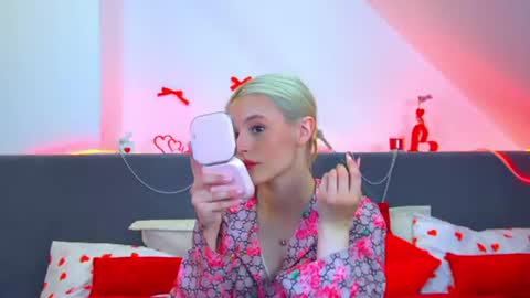 Lea online show from July 10, 7:12 am