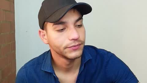 Leandro online show from January 8, 5:59 pm