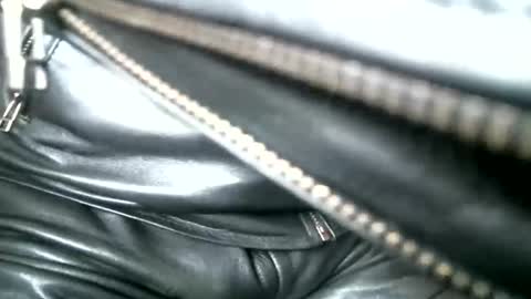 Leathermotocross online show from May 31, 4:25 pm