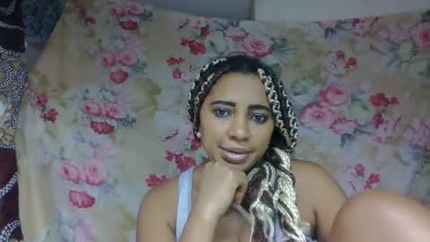 leatianaa online show from May 18, 5:41 pm