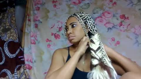 leatianaa online show from May 22, 10:32 am