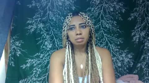 leatianaa online show from July 4, 9:37 am