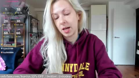 LeaVixx online show from March 1, 11:23 am