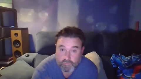 lecheare28 online show from March 22, 5:49 pm