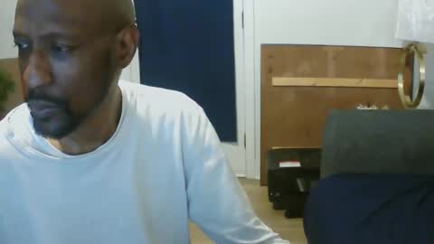Ebony DeafGuy online show from May 28, 7:05 am