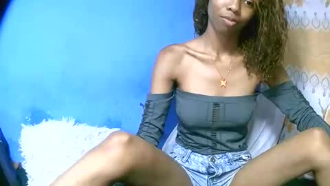 Snapshot of leeromi chatting on February 16, 6:15 pm leeromi online show from February 16, 6:15 pm