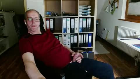 Dave online show from April 17, 10:13 pm