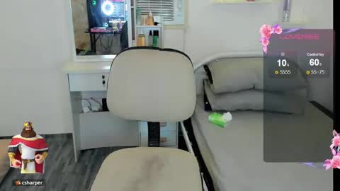 leighottie online show from February 26, 10:31 pm