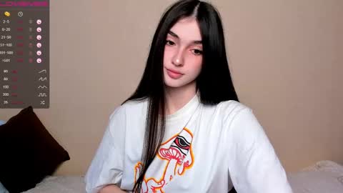 Leila online show from March 24, 12:10 pm