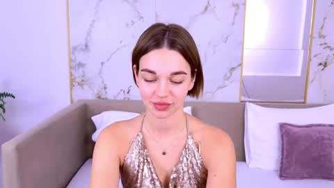 LeilaLawson online show from February 6, 10:59 am