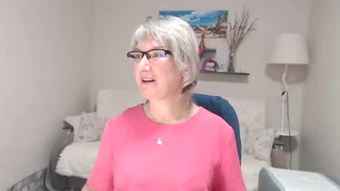 Leila Kinky online show from November 14, 7:51 am