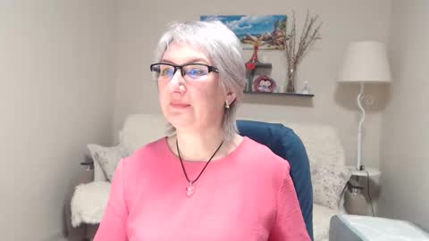 Leila Kinky online show from February 19, 7:37 am