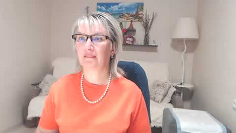 Leila Kinky online show from July 21, 7:11 am