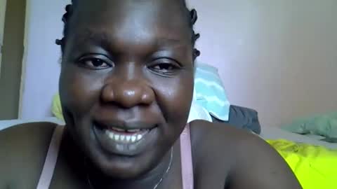 Snapshot of lemon_girl90 chatting on October 18, 8:15 am lemon_girl90 online show from October 18, 8:15 am