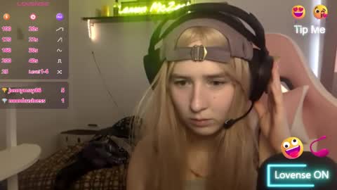 lemonmczesty online show from May 3, 5:52 pm