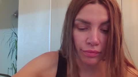 lena6122000 online show from July 10, 5:04 pm