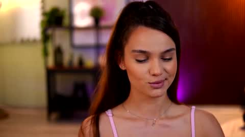 Lena Laurent online show from July 19, 9:35 am