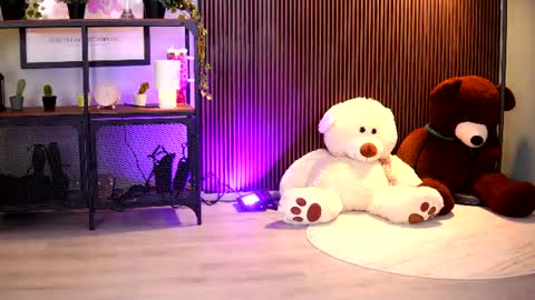 Lena Laurent online show from August 4, 9:12 am