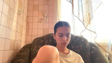 Hellomy name is Natalyits my first day here nice to meet you Give me 50 thumbs ups online show from May 7, 3:01 am