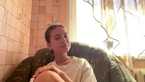 Hellomy name is Natalyits my first day here nice to meet you Give me 50 thumbs ups online show from May 22, 6:53 am