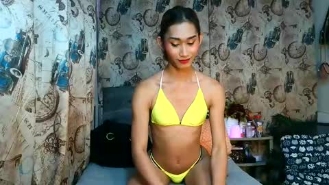 Snapshot of lennonxshit chatting on December 16, 3:06 pm JANE online show from December 16, 3:06 pm