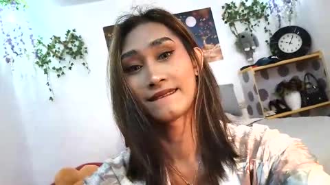 Snapshot of lennonxshit chatting on January 13, 3:50 pm JANE online show from January 13, 3:50 pm