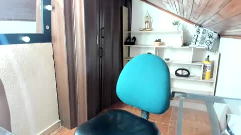 lennox_amy online show from July 17, 1:18 pm