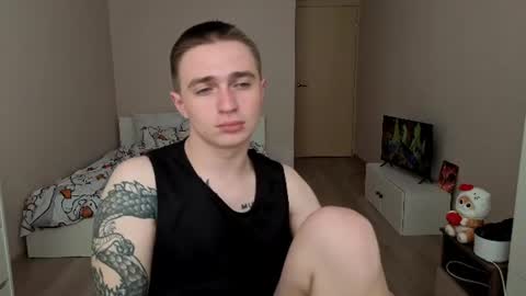 Snapshot of leo__miller chatting on July 9, 3:38 pm LEO online show from July 9, 3:38 pm