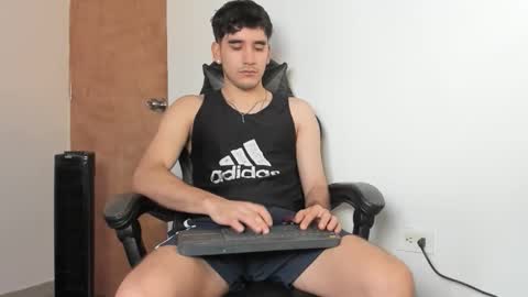 Leo Jones online show from December 19, 2:46 pm