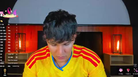 Snapshot of leo_savage_ chatting on June 16, 4:37 am Leo online show from June 16, 4:37 am