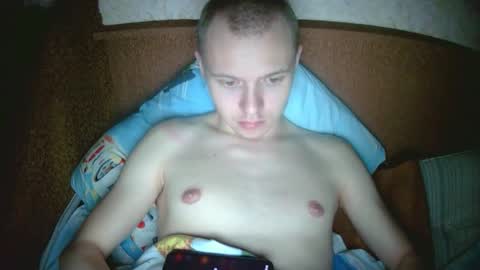 Snapshot of leo_timm chatting on December 22, 10:51 pm leo_timm online show from December 22, 10:51 pm