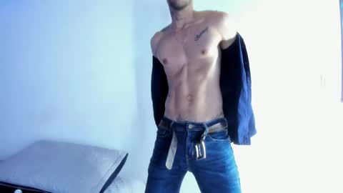 leo vesper online show from April 26, 12:25 pm
