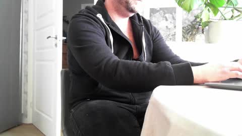 Leofromsweden online show from February 11, 1:16 pm