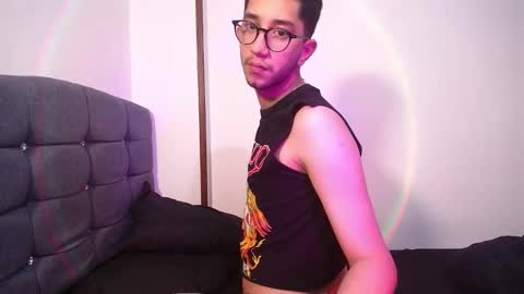 Leoh online show from November 21, 3:05 am