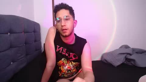 Leoh online show from December 3, 3:14 am