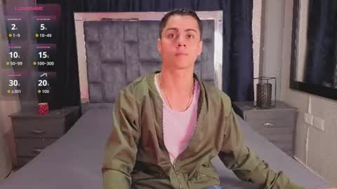 Snapshot of leomonnroe chatting on June 8, 5:46 pm leomonnroe online show from June 8, 5:46 pm