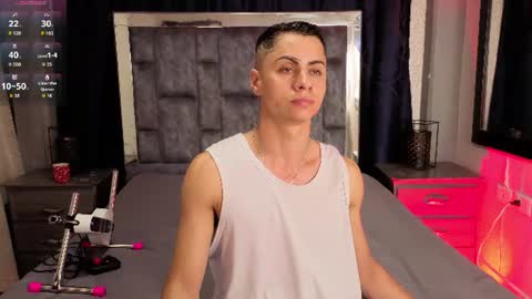 Snapshot of leomonnroe chatting on July 12, 7:16 pm leomonnroe online show from July 12, 7:16 pm