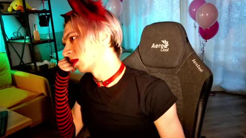 Leon online show from February 8, 10:29 am