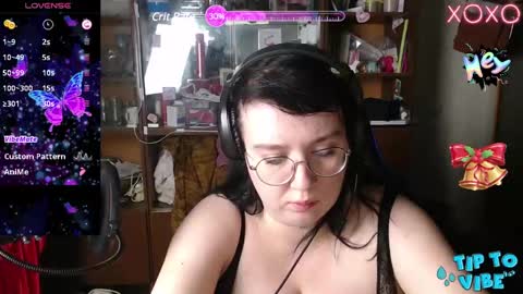 Leona Harrison online show from December 20, 7:50 pm