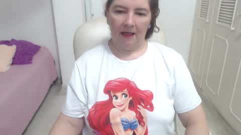 Snapshot of leonela_69 chatting on July 9, 12:48 am leonela online show from July 9, 12:48 am