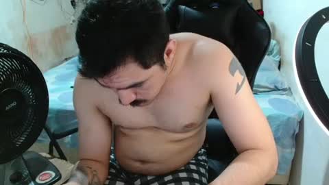 Snapshot of leonino231 chatting on June 16, 11:51 pm leonino231 online show from June 16, 11:51 pm