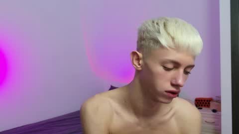 leonlure online show from February 4, 4:40 am