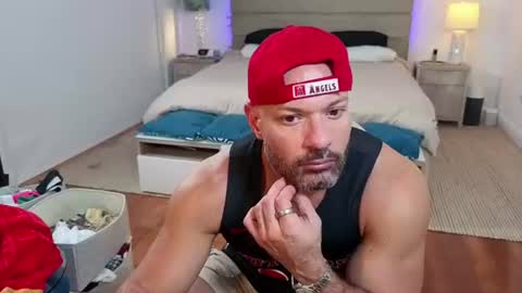 leovmiami online show from June 16, 7:16 pm