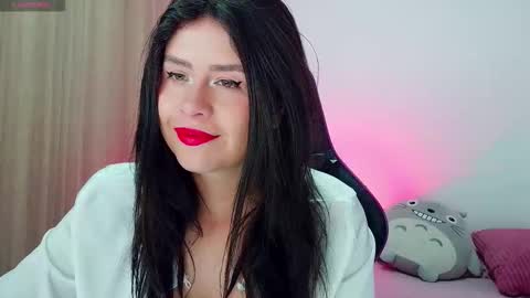 Lesly online show from February 2, 8:07 pm