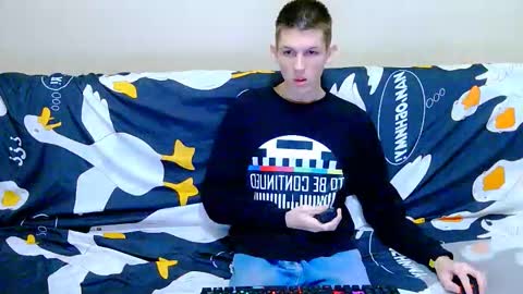 lester_broo online show from January 13, 7:24 am