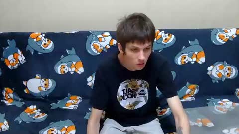 Snapshot of lester_broo chatting on August 2, 7:45 pm lester_broo online show from August 2, 7:45 pm