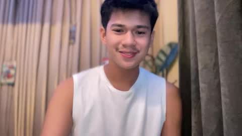 Snapshot of letmebeyourgreat1 chatting on March 4, 9:26 am Joshy online show from March 4, 9:26 am