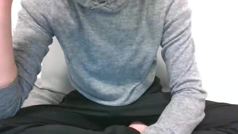 lets_play143 online show from March 31, 5:19 am